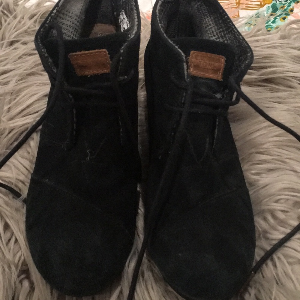 Toms desert wedge bootie.